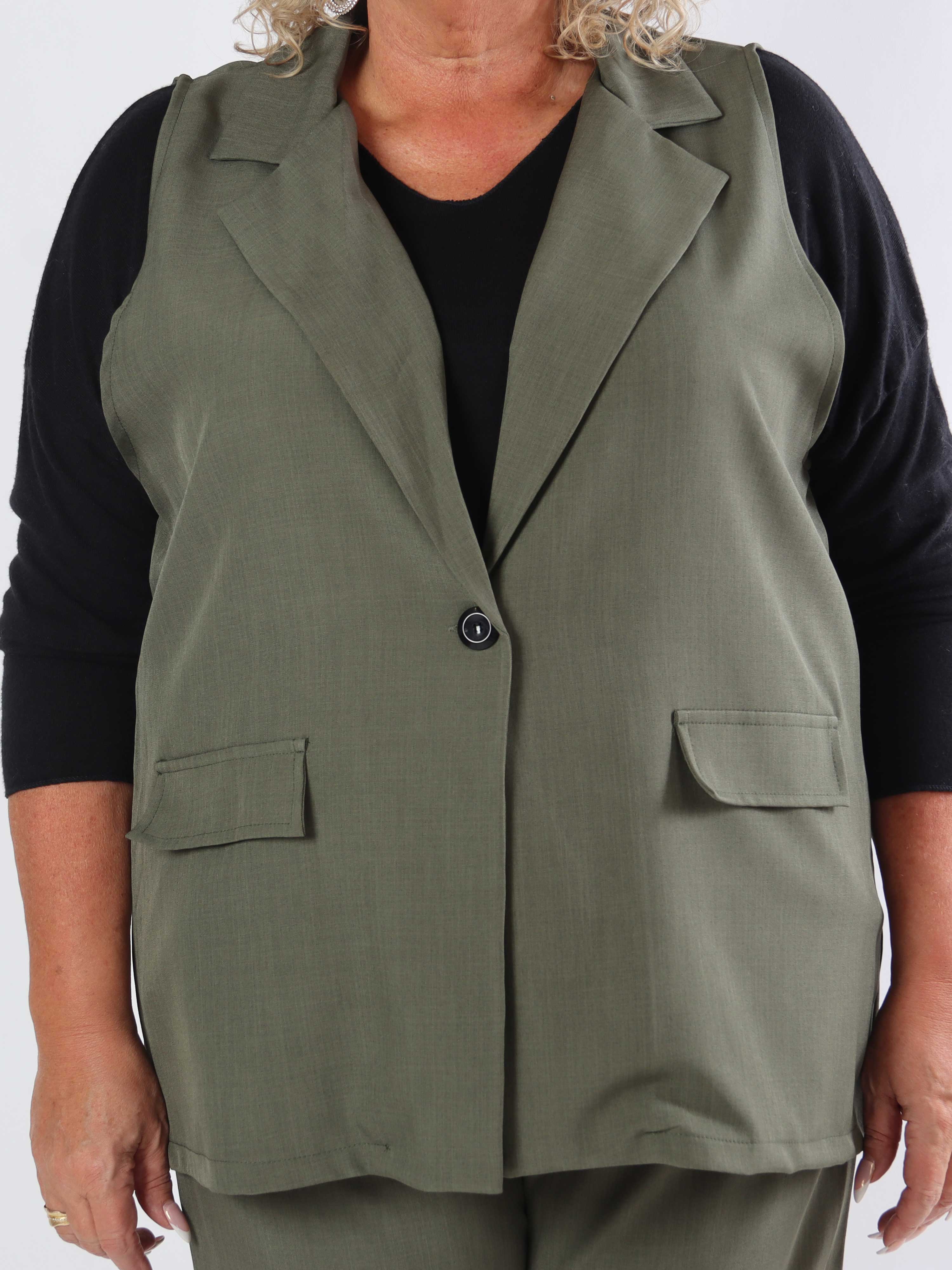 Shadia Vest - Ensfarvet habitvest med knap